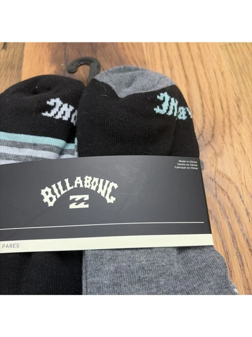 Men’s Billabong Low Cut Socks Assorted Design  5 Pairs Beachy Skater